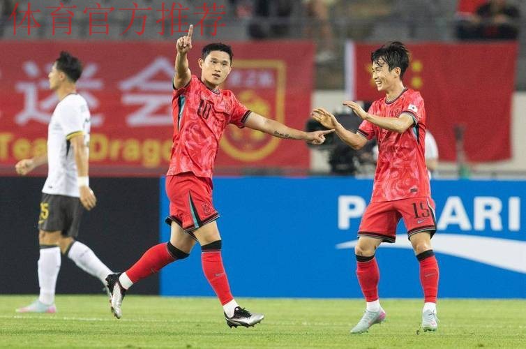 全队拼命曾诚神勇 东亚杯男足0-0战平韩国